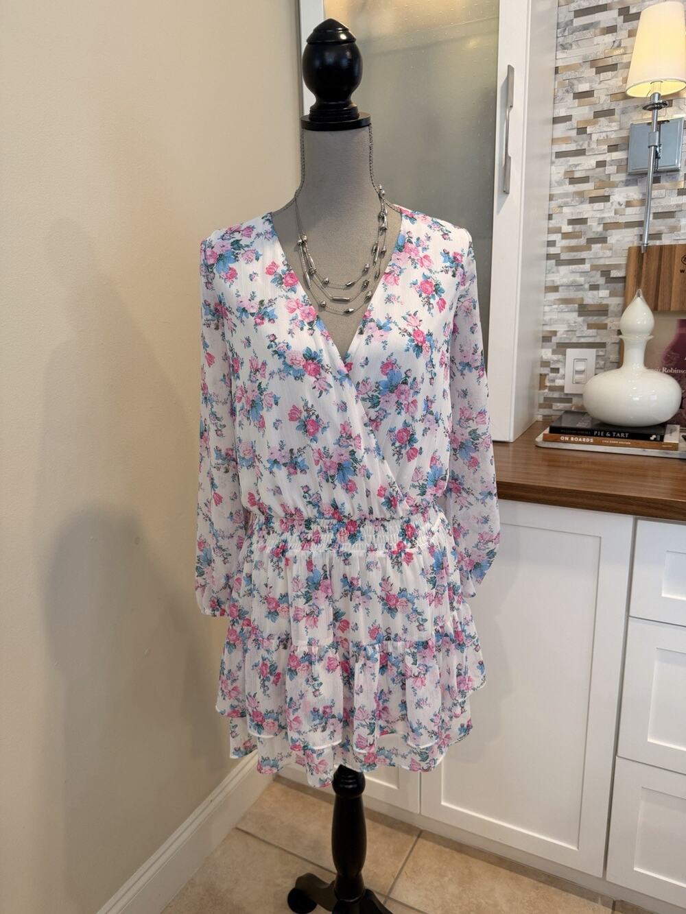 Sadie and Sage Women’s Romantic Floral Long Sleeve Tiered Mini Dress- Size S